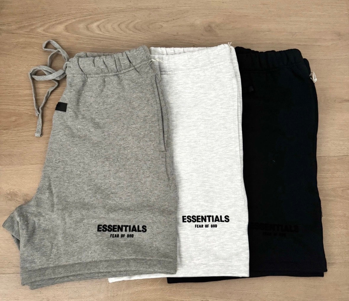 SHORTS ESSENTIALS